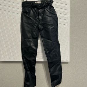 Black pho leather free people pants. Size: 24